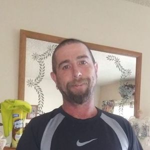 Meet your Posher, Dennis